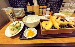 天ぷら×焼小籠包 食堂◎まるに