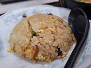 ワンツウラーメン 朝霞店