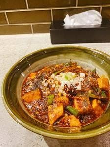 すするか、すすらんか。心斎橋店