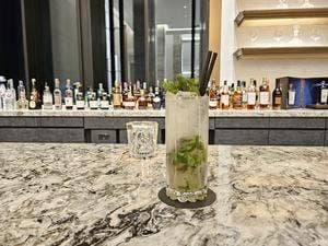 BAR サンクチュアリコート高山