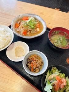 炭火串焼酒場 串吉