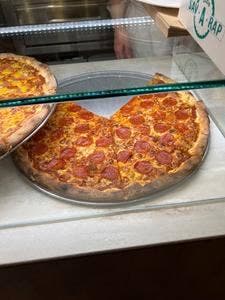 Maple Pizza