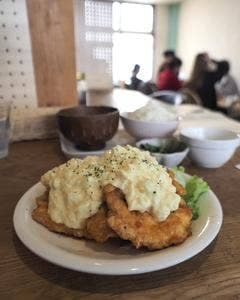 ココチ食堂