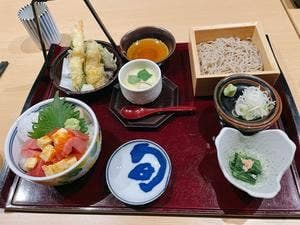 お食事処 楽 甲府東店
