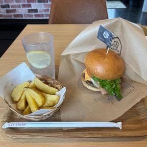 淡路島バーガー 社店