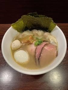 麺屋ルリカケス