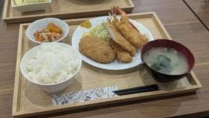 定食屋 まるやま