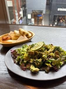 CLOVE CAFE&BAKERY
