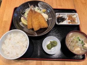 酒と飯 たまる食堂