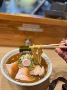 自家製麺 麺や 六等星