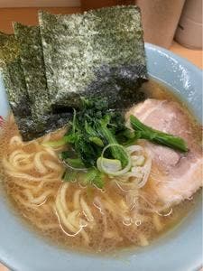横浜ラーメン 町田家 新宿南口店