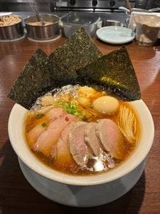 支那そば かでかる