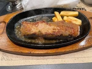 ステーキやるじゃん 川口栄町店