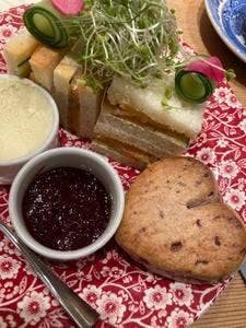 TEA ROOM KIKI 紅茶&スコーン専門店 日比谷