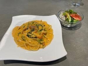 Hanayaka Cafe