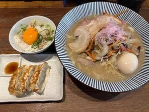 じげもんちゃんぽん Esola池袋店