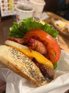 KUA`AINA 神戸三田プレミアム・アウトレット店