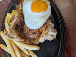 ロイヤルホスト 桜新町駅前店