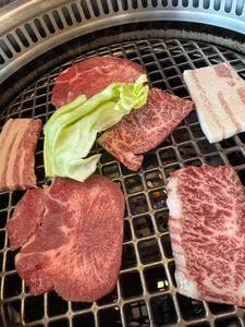 焼肉チング