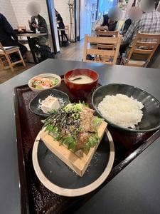 お魚とごまサバが美味しいお店 kitchen home