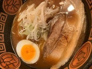王龍ラーメン本店
