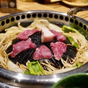 生ラムジンギスカン ラムと羊 門仲横丁店