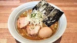 豚骨醤油 三輪