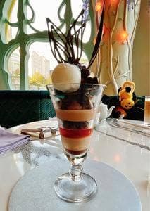 グランパラディ・ラウンジ