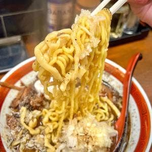 モンナカブラックラーメン 千変万化