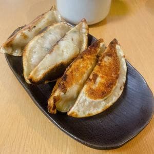 餃子は一龍 町屋ニ丁目店