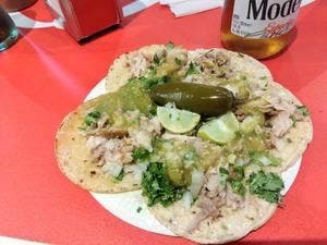 TACOS 3HERMANOS 原宿