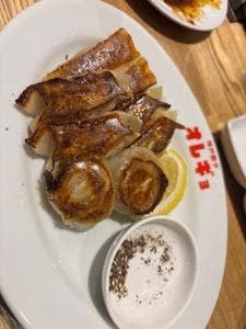 神戸餃子 オレギョ 裏天王寺店