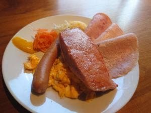 Akita Ham