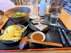 そばと豚足となべの店 よいひ
