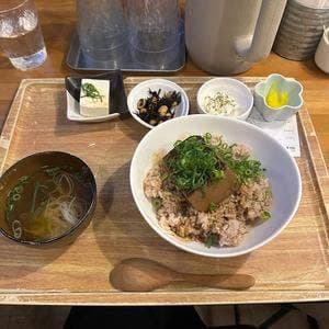 鶏だしおでんと干魚の店 ほし寅 淀屋橋店