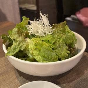 TRATT.USHIGORO 新橋店