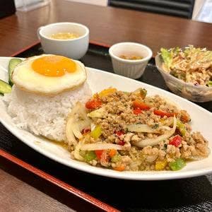 クリスタルカレー&チキンハウス