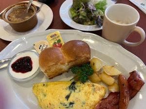 ロイヤルホスト 三篠店