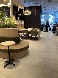 TULLY'S COFFEE ＆TEA 虎ノ門ヒルズ店