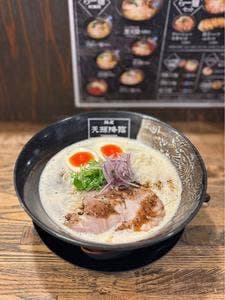 麺屋 天孫降臨 三宮本店