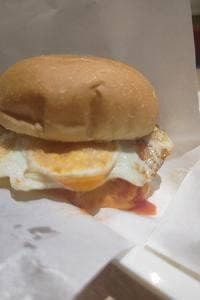 ゴンバーガー 札幌ジョイフルAK店