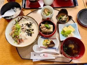 麦とろ 雪月庵