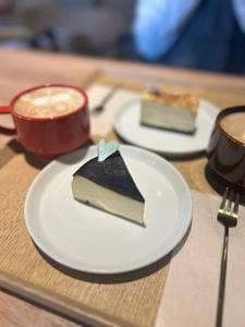 KAKA cheesecake store SAKURAZAKA