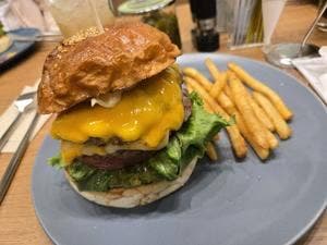 Lantern burger