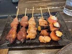 炭火焼き鳥と洋食の居酒屋Cooo+