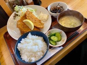 定食 くぅべ