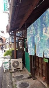 CAFE GREEN DOOR