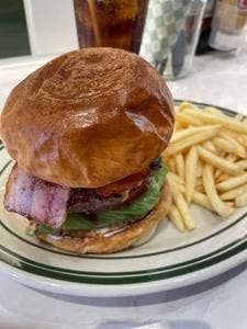 Shake Tree Diner TOKYO