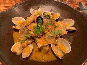 マヌエル タスカ ド ターリョ 丸の内