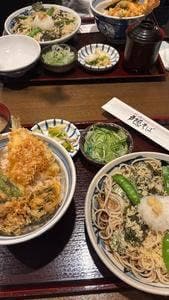 磯おろし 戸隠そば JR静岡駅店